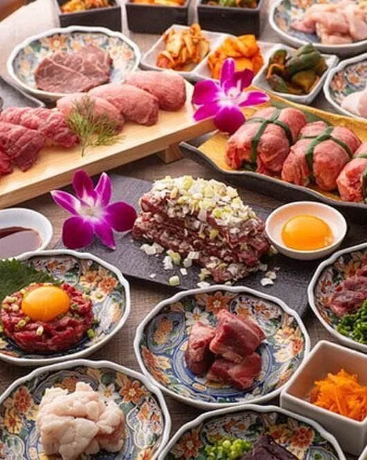【贅沢に】有名な縛りタン、ユッケ、国産和牛が入った全120品食べ放題PREMIUMコース